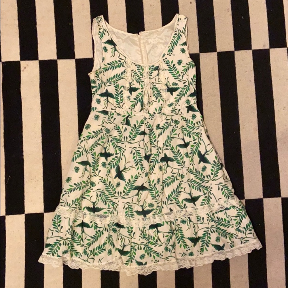 Green Birds and Lace Dress